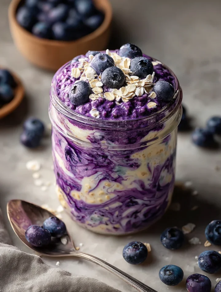 Blueberry Cottage Cheese Overnight Oats Recipe Low-calorie Blueberry Overnight Oats Healthy Overnight Oats With Cottage Ch...